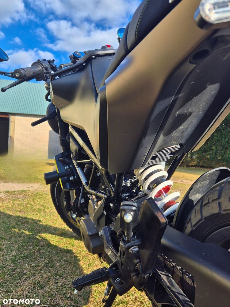 Husqvarna Svartpilen - 7