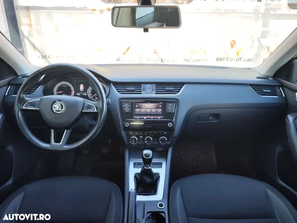 SKODA Octavia 2019 — imagine 5