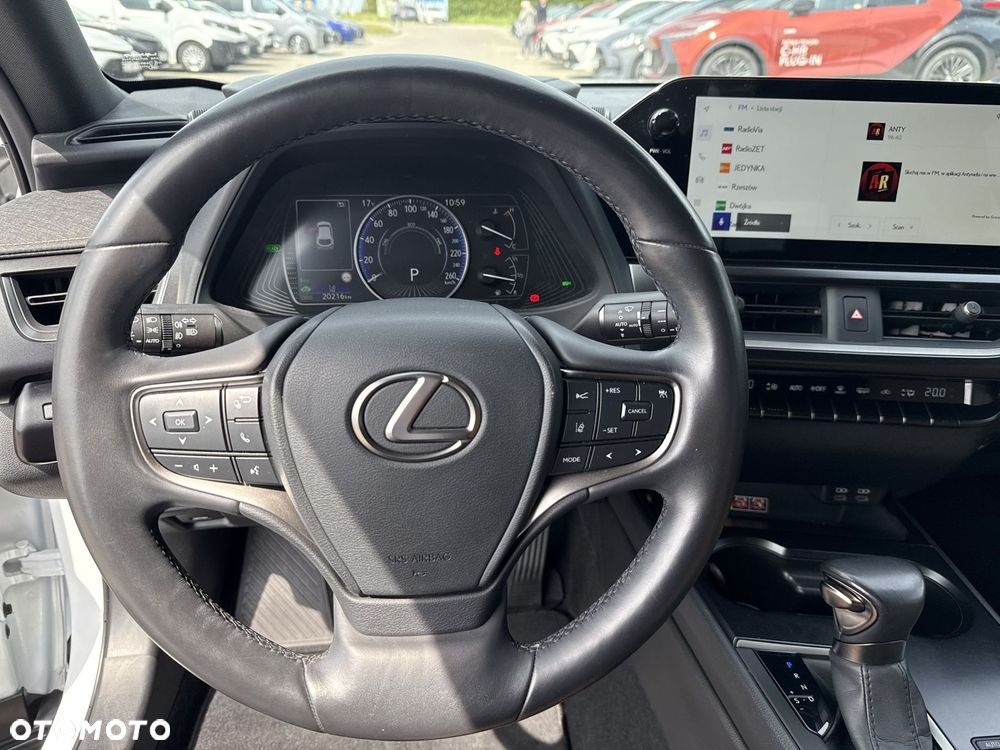Lexus UX 250h GPF F Sport Design+ 2WD - 16