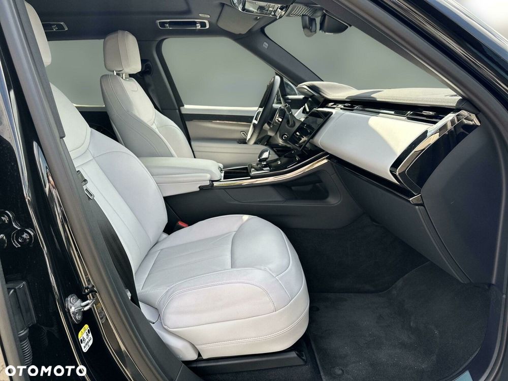 Land Rover Range Rover Sport - 12