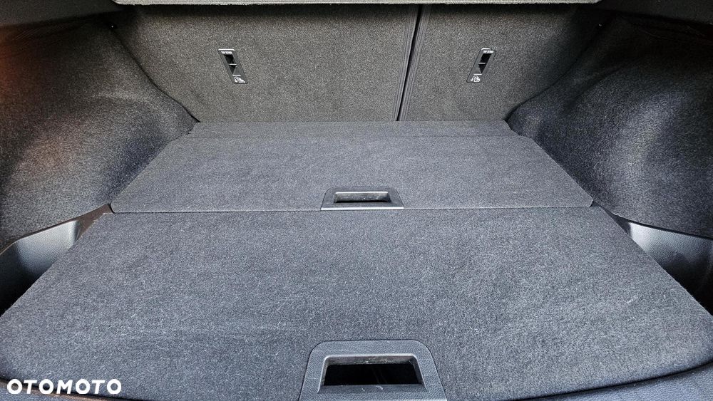 Nissan Qashqai 1.6 DIG-T N-Connecta - 38