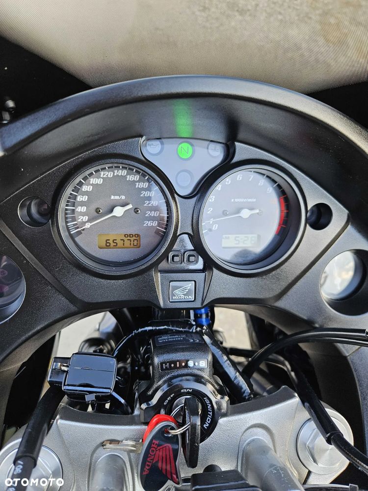 Honda CBF - 23