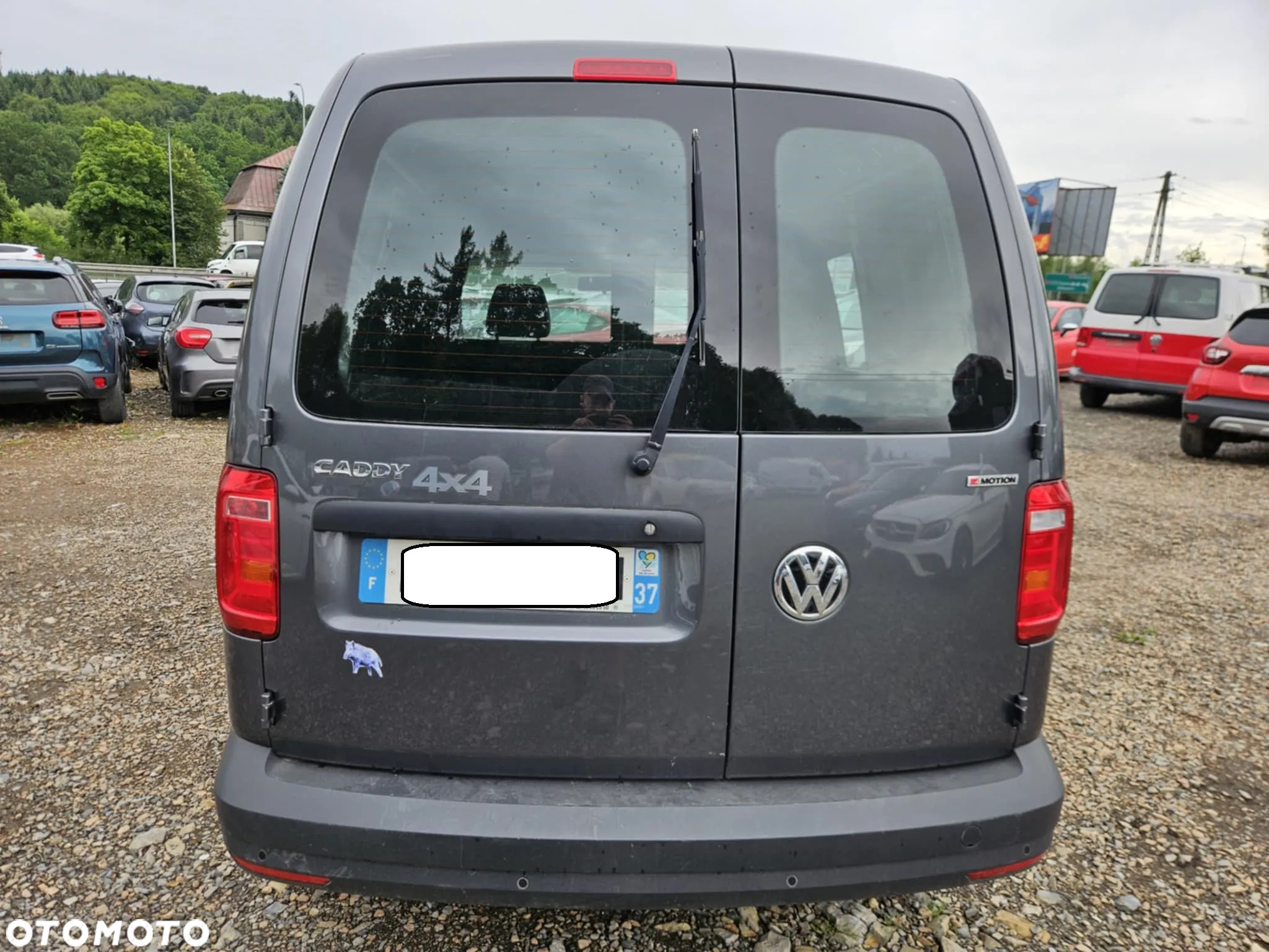Volkswagen CADDY  4MOTION  2.0 TDI  AUTOMAT DSG - 4