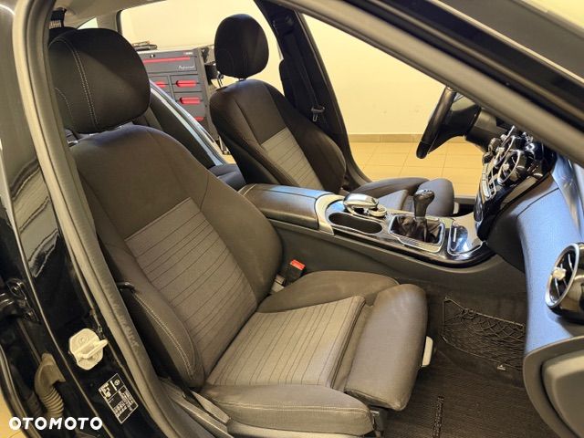Mercedes-Benz Klasa C 200 (BlueTEC) d Exclusive - 25