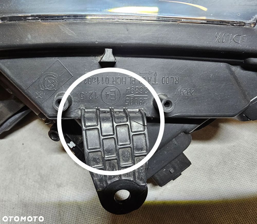 PRAWA LAMPA DACIA SANDERO II LOGAN II - 8