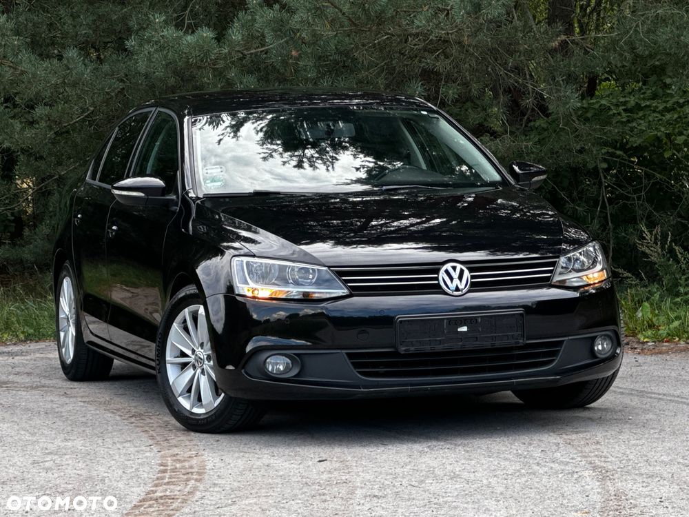 Volkswagen Jetta 1.4 TSI Highline - 1
