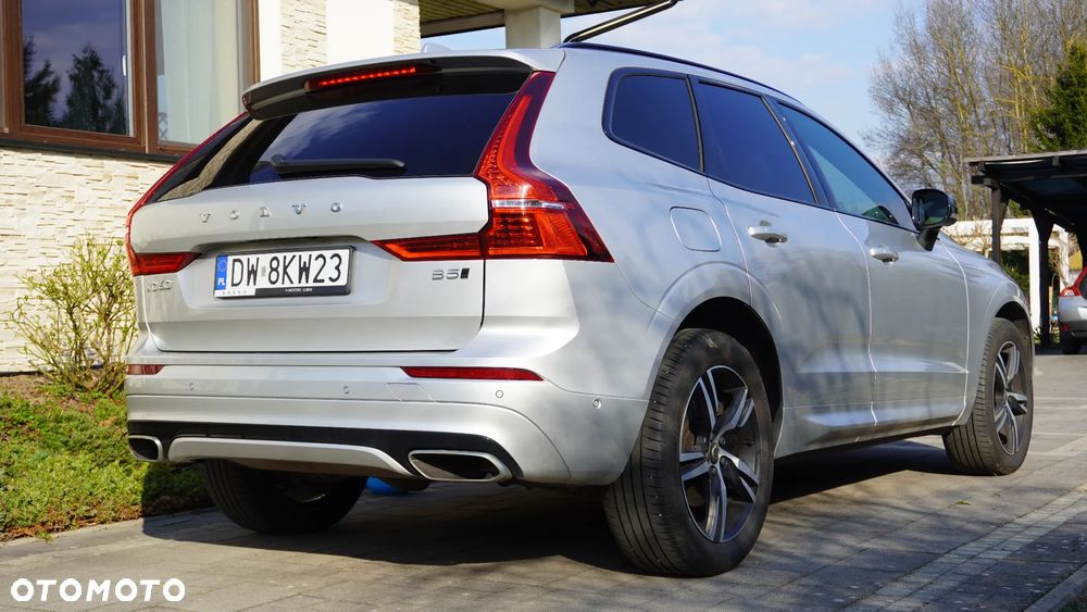 Volvo XC 60 B5 D AWD R-Design - 24