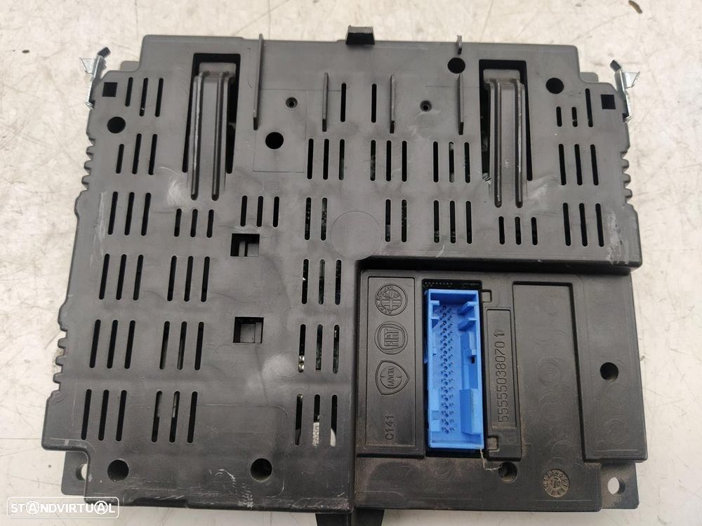 CAIXA RELÉS / FUSÍVEIS ALFA ROMEO 159 2011 -50504455 - 4