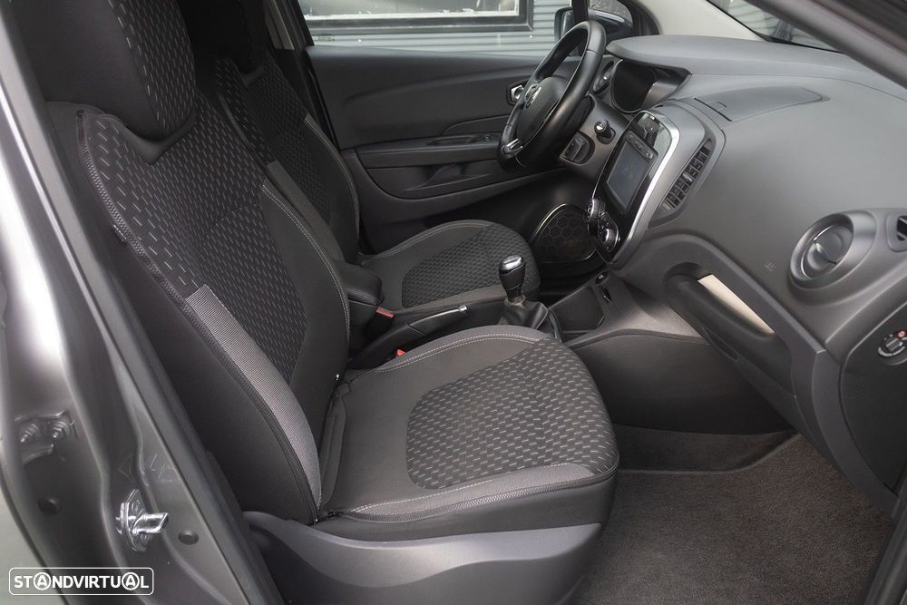 Renault Captur 1.5 dCi Exclusive - 20