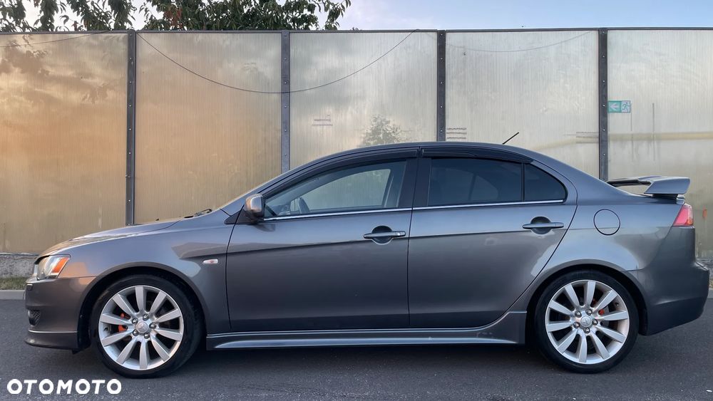 Mitsubishi Lancer 1.8 Intense - 3