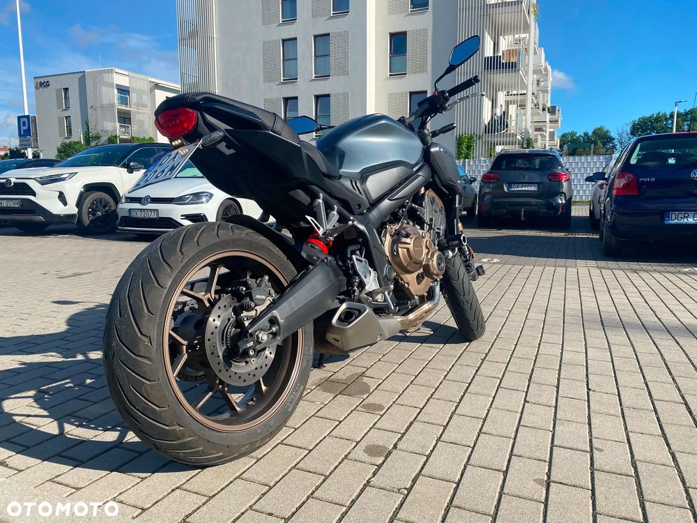 Honda CB - 4