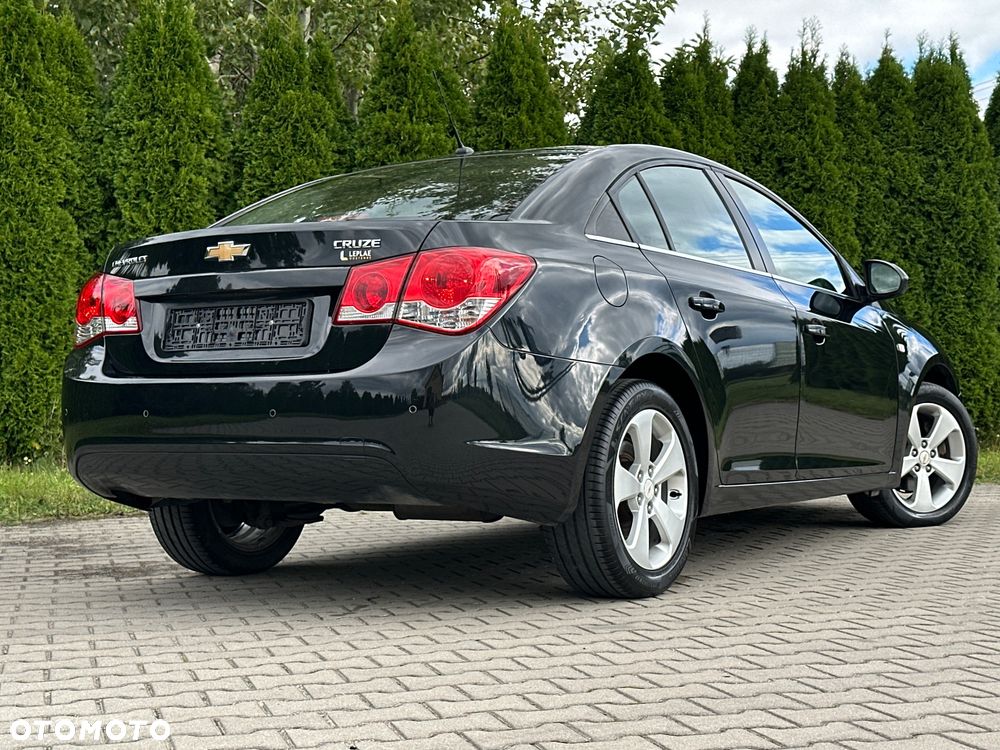 Chevrolet Cruze - 9