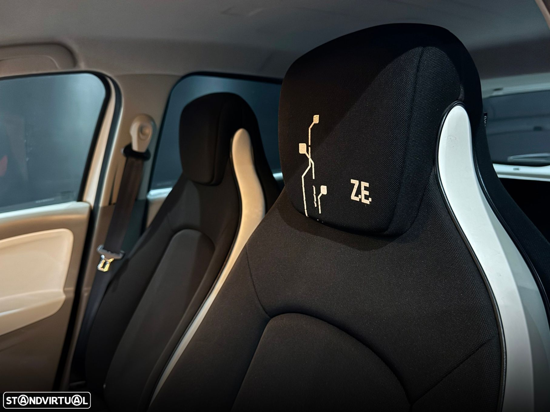 Renault Zoe - 13