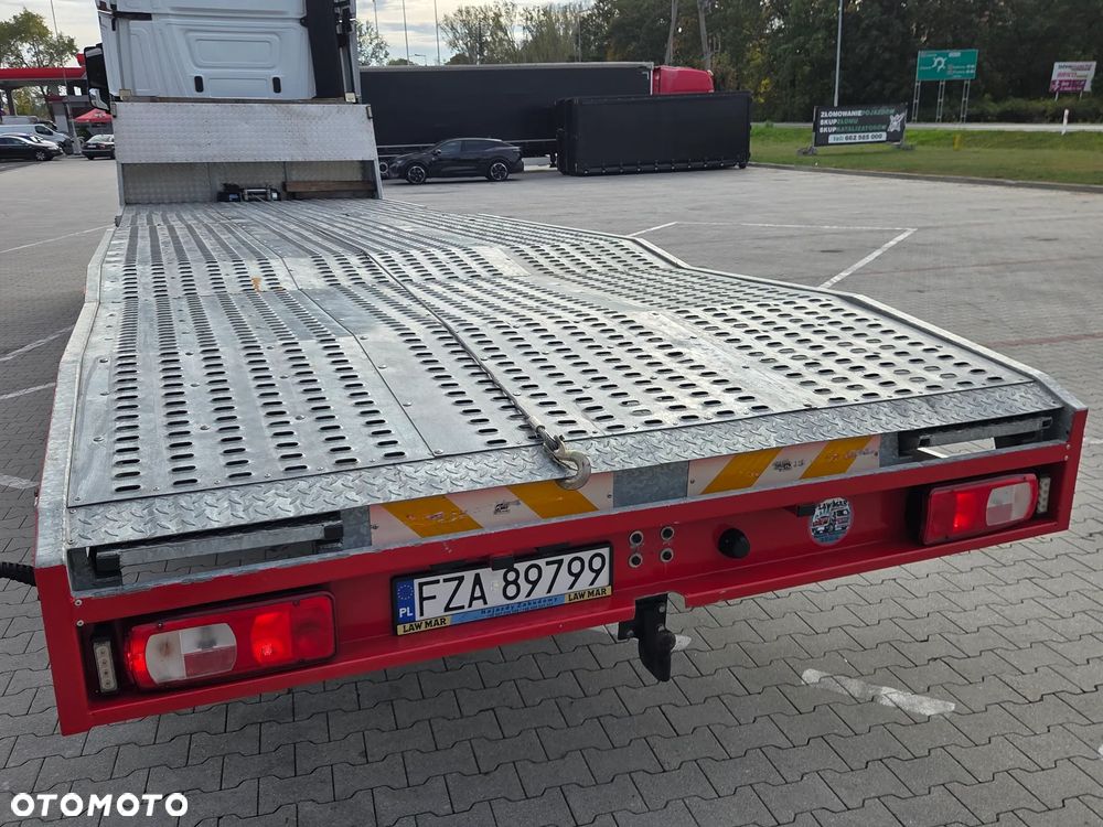 Mercedes-Benz Actros - 16