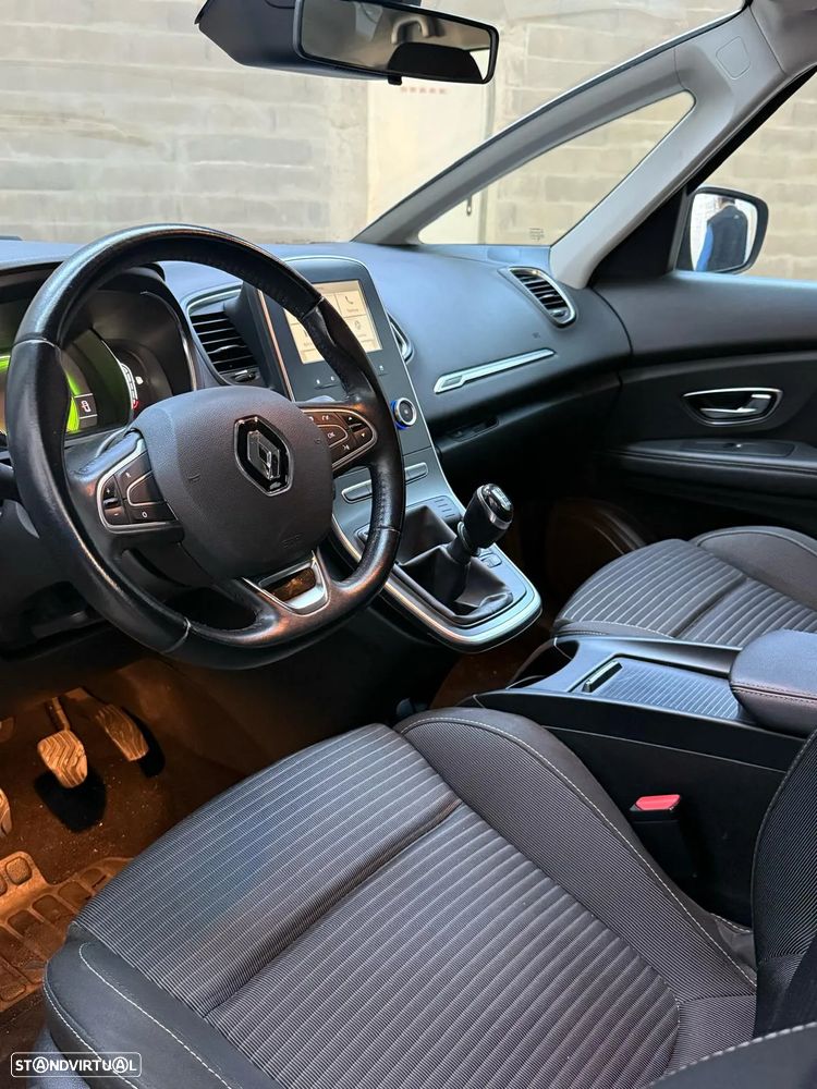 Renault Scénic 1.6 DCi Bose Edtion SS - 8