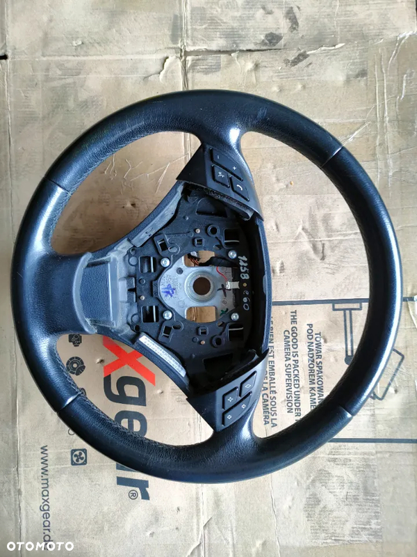 Kierownica skórzana wielofunkcyjna BMW e 60, e 61 lift