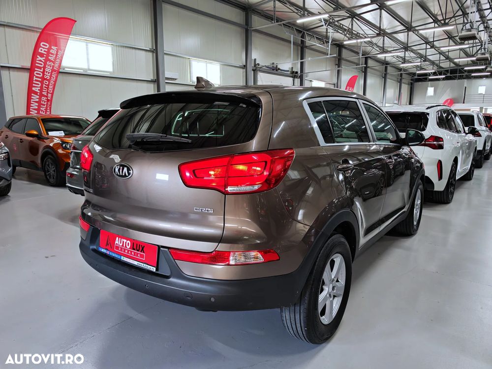 Kia Sportage 1.7 CRDI 2WD ISG Attract - 5