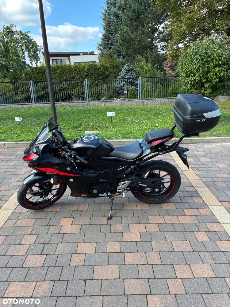 Suzuki GSX-R - 4