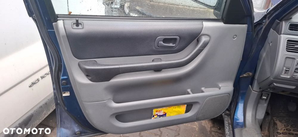 Honda CR-V 4X4  B/G na części - 12