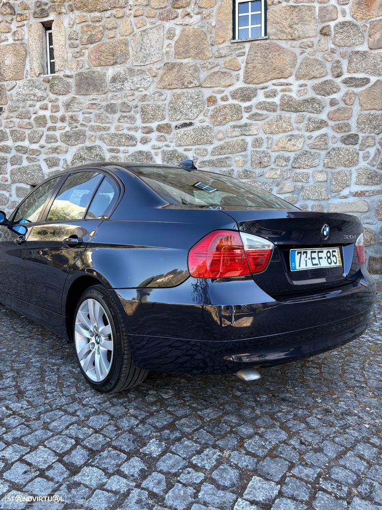 BMW 320 d - 6