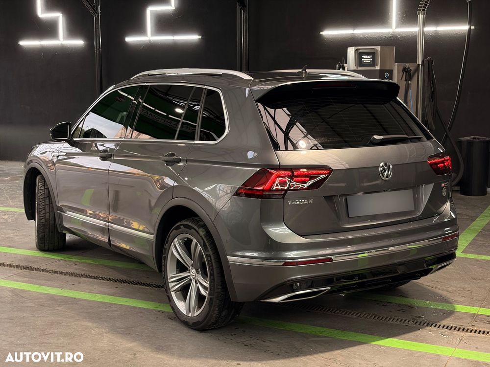 Volkswagen Tiguan - 25