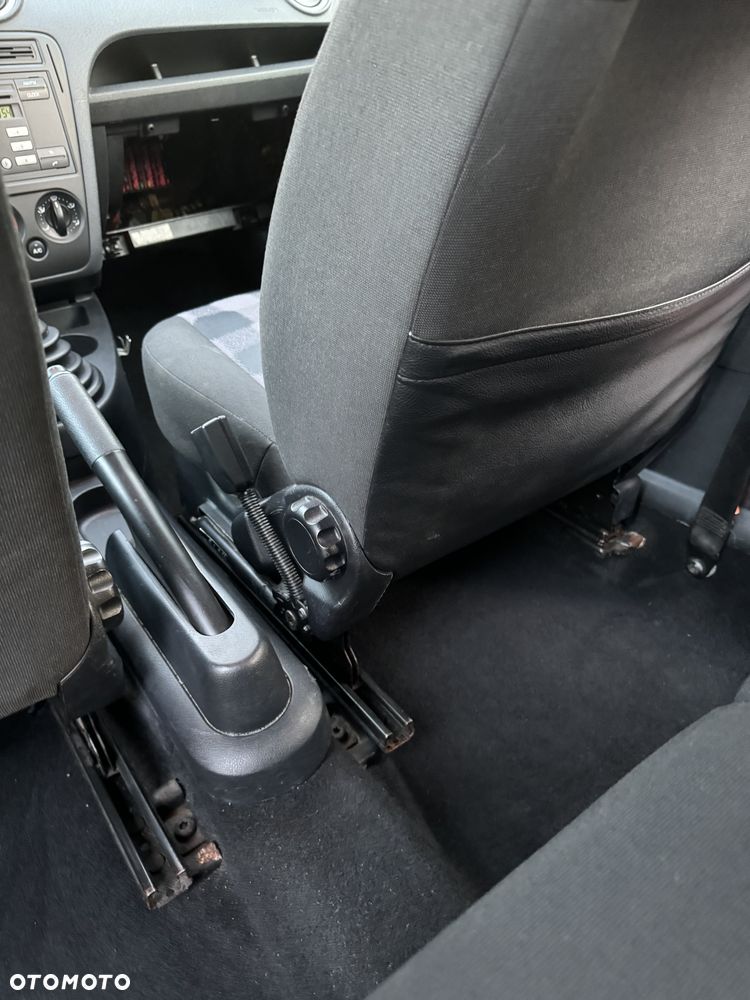 Ford Fusion 1.4 TDCI Ambiente - 26