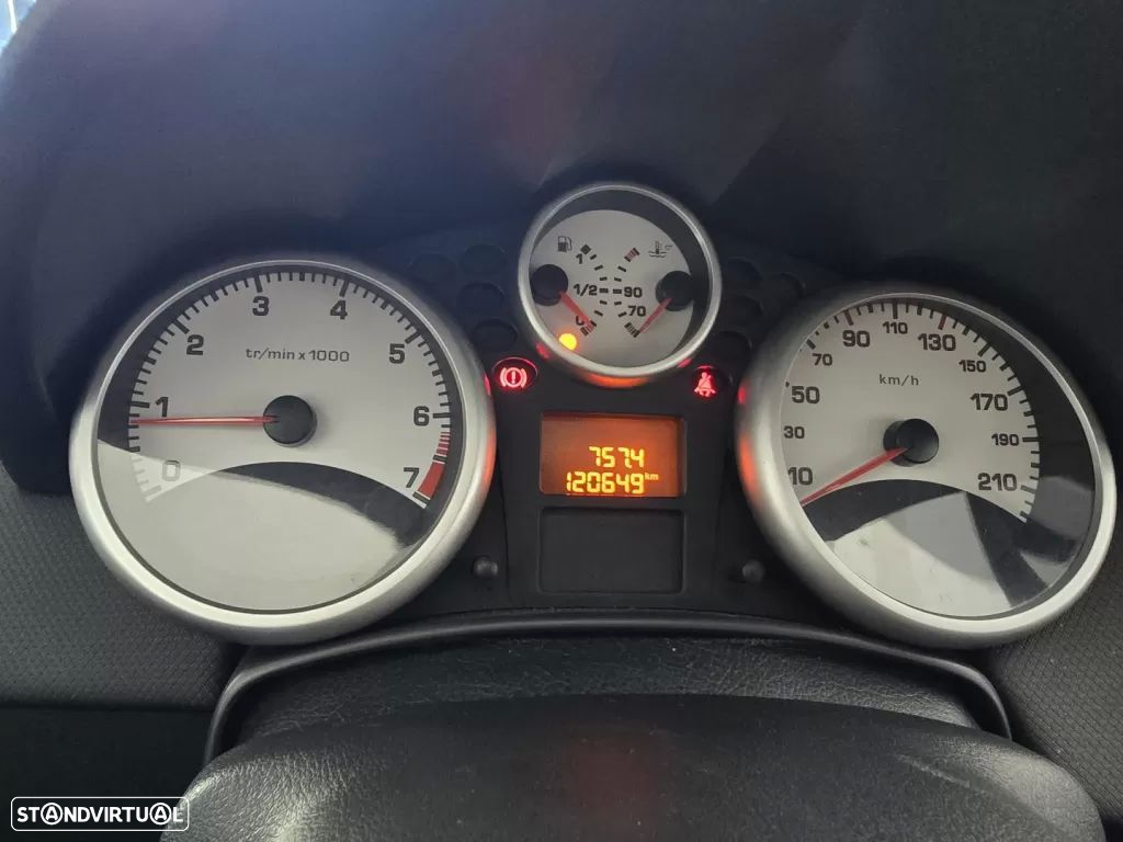 Peugeot 207 1.4 16V Trendy - 13