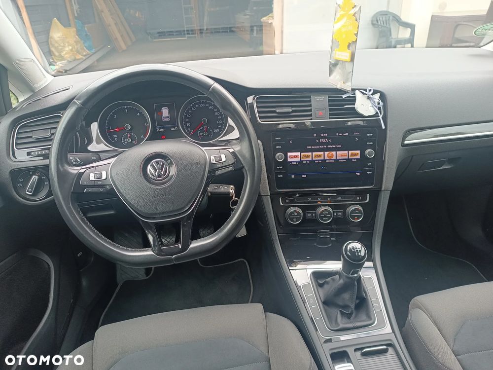 Volkswagen Golf 1.6 TDI BMT Comfortline - 5