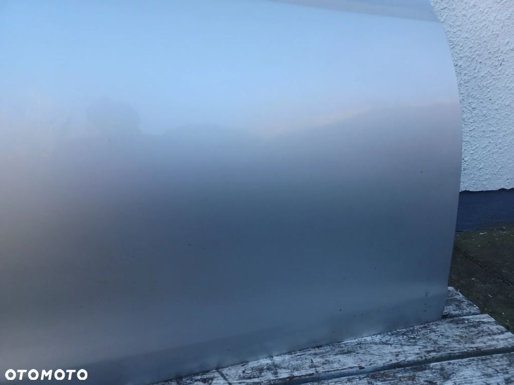 DRZWI PRZEDNIE PRAWE GOLF VI LA7W - 10