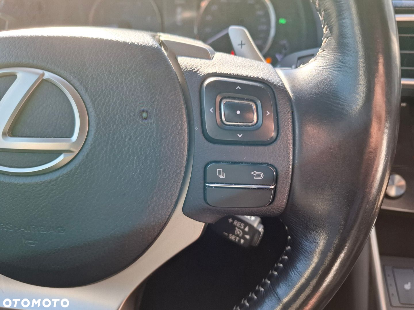 Lexus IS - 34