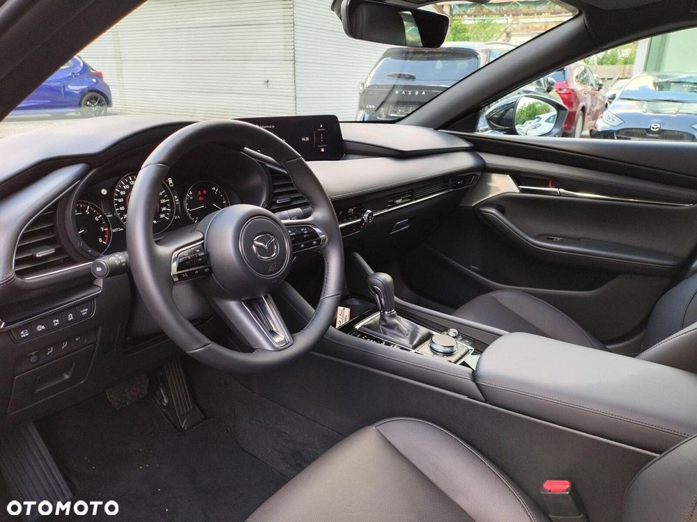 Mazda 3 2.0 mHEV AWD Takumi - 12