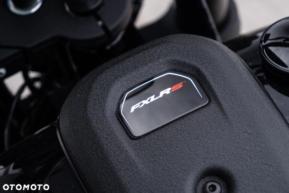 Harley-Davidson Softail Low Rider - 22