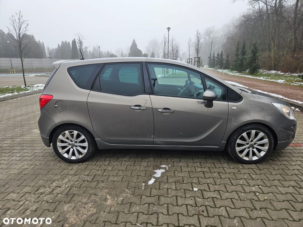 Opel Meriva 1.4 T Cosmo - 9
