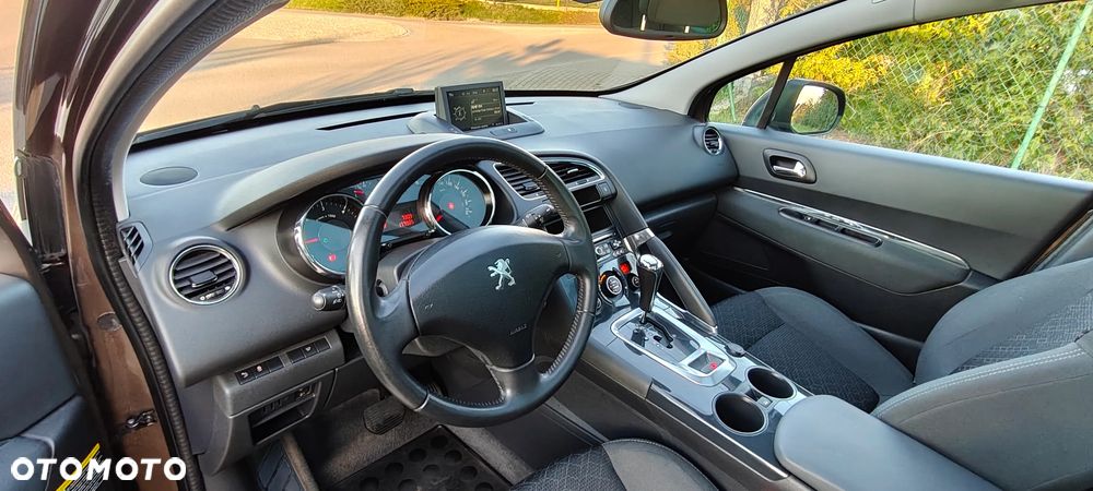 Peugeot 3008 - 16
