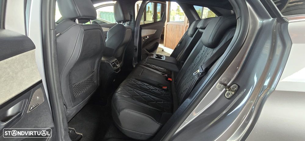 Peugeot 3008 1.6 Hybrid4 GT Pack e-EAT8 - 22