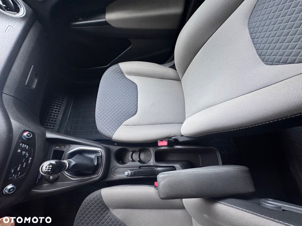 Ford Tourneo Courier - 6
