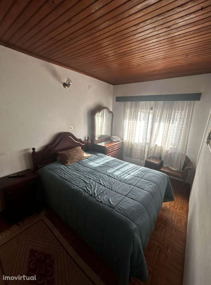 Quarto - localizado em Leiria - Grande imagem: 2/9