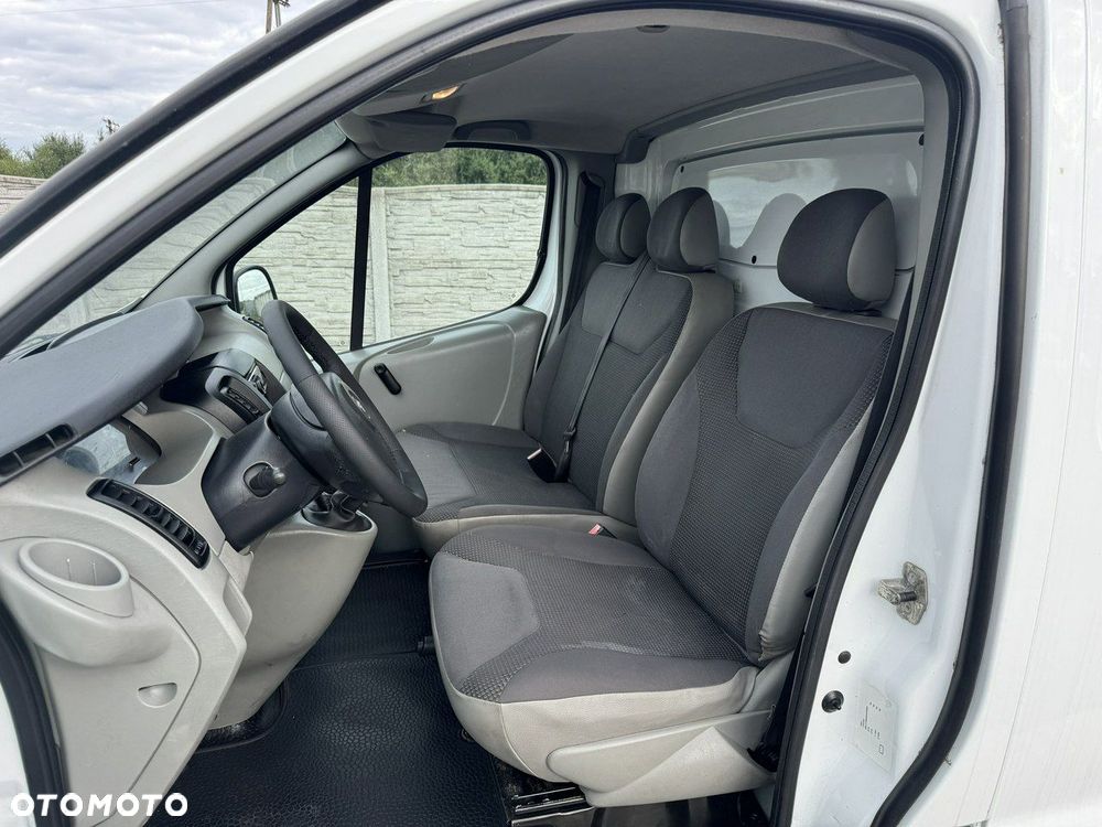 Opel Vivaro - 7