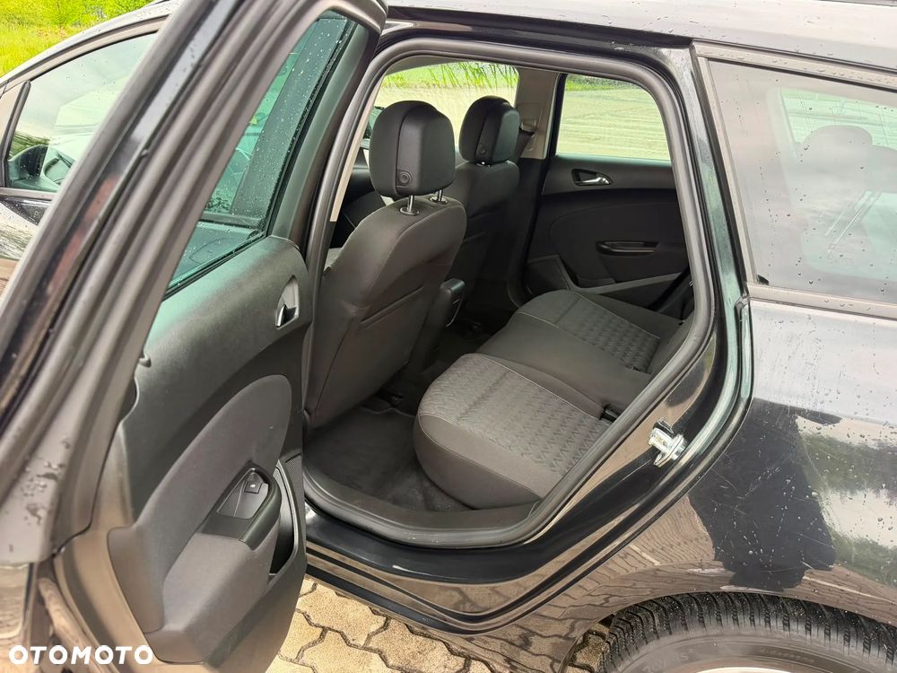 Opel Astra - 19
