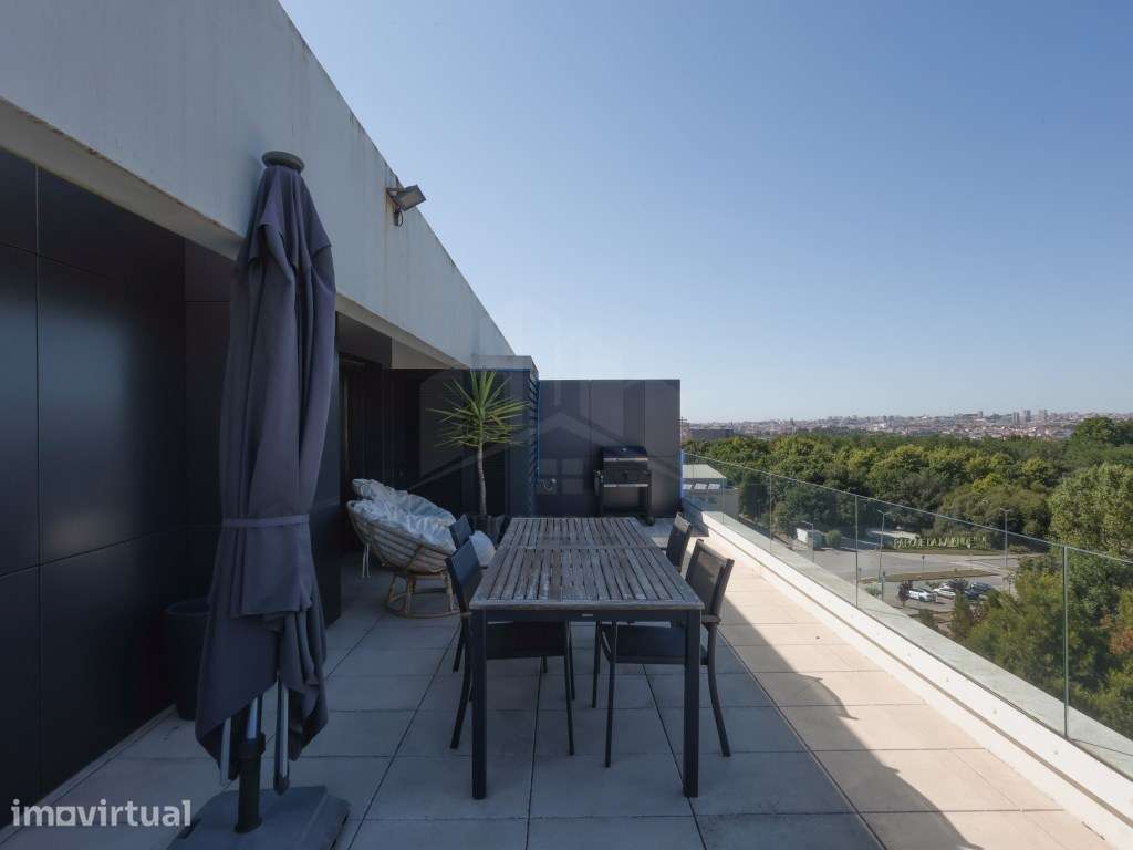 Apartamento T2 com Terraço - Último Piso - Parque da Lavandeira - Grande imagem: 4/36