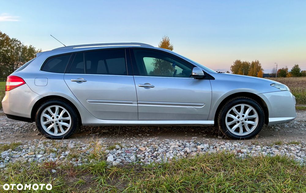 Renault Laguna - 5