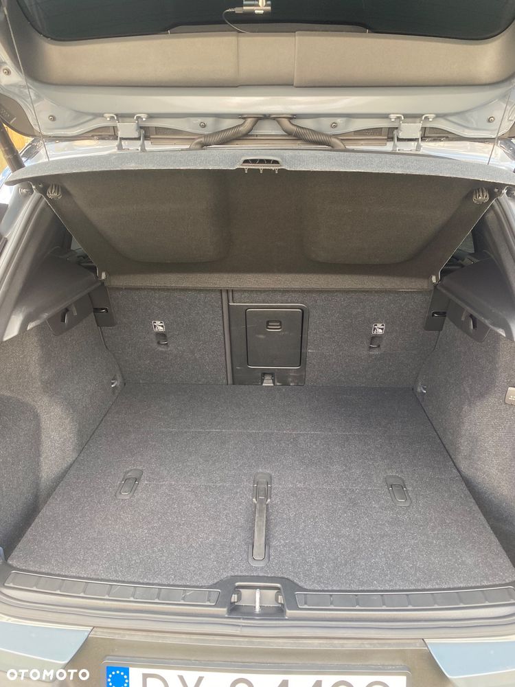 Volvo XC 40 B4 B AWD R-Design - 19