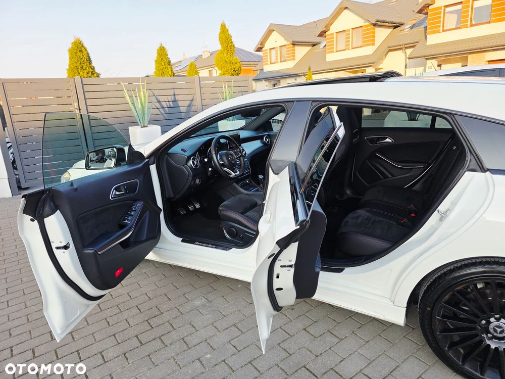 Mercedes-Benz CLA 180 d AMG Line - 8