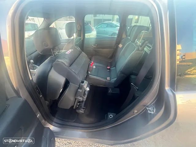 Renault Grand Scénic 1.5 dCi Luxe SS - 14