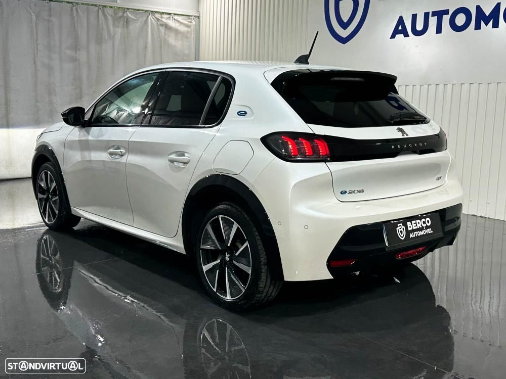 Peugeot e-208 50 kWh GT Pack - 7