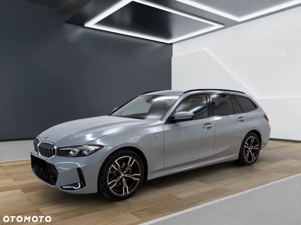 BMW Seria 3 320d xDrive mHEV M Sport - 8
