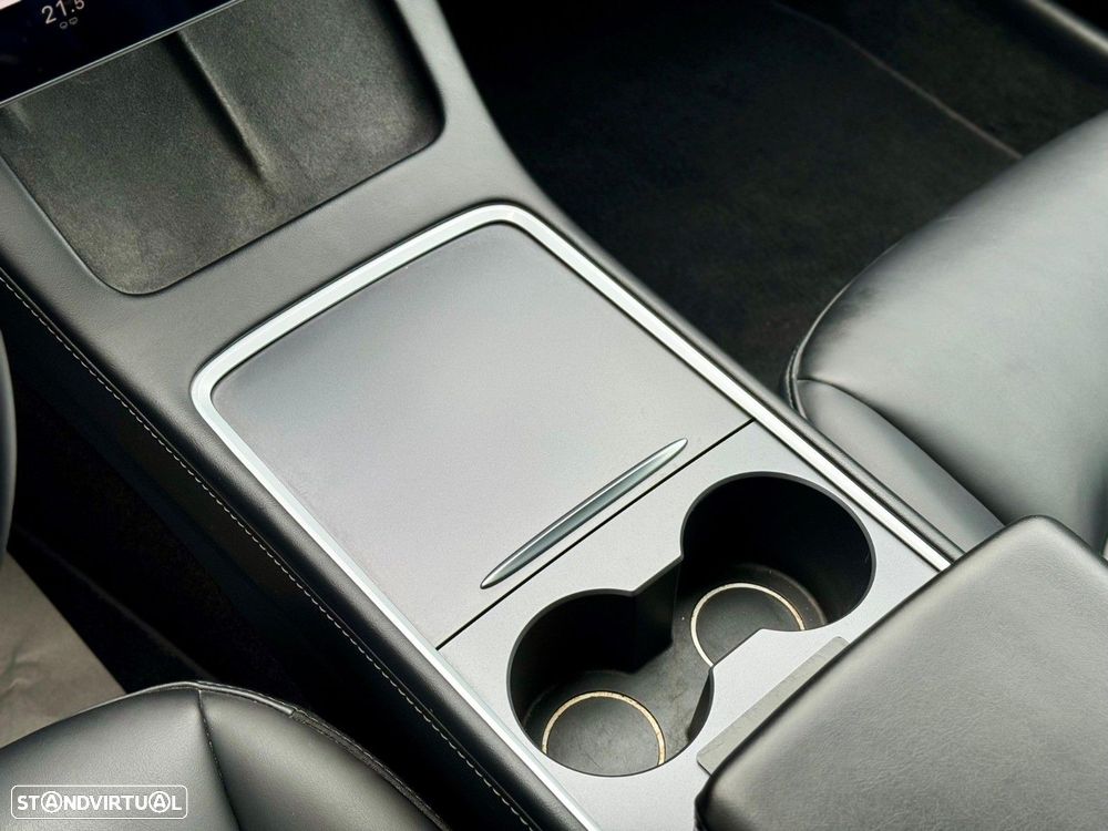 Tesla Model 3 Standard Range Plus RWD - 48