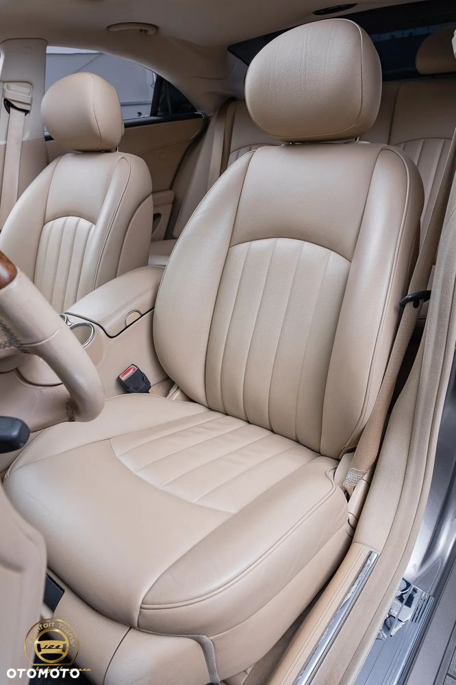 Mercedes-Benz CLS 500 - 19
