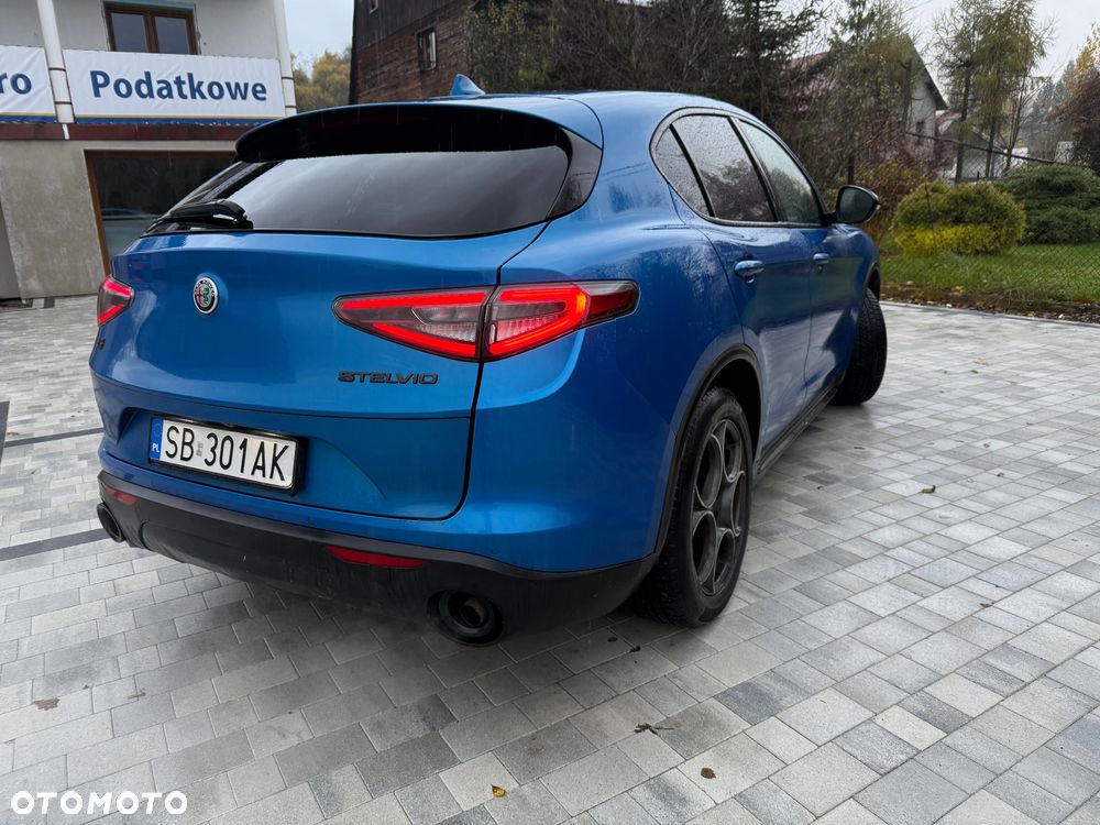 Alfa Romeo Stelvio 2.0 Turbo TI Q4 - 4