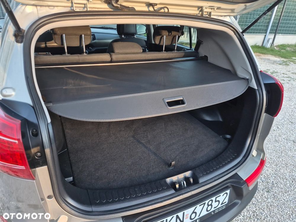 Kia Sportage 1.7 CRDI 2WD Spirit - 17